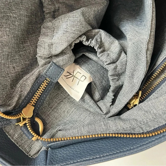 FP Freshly Picked Everyday Tote Diaper Bag Navy Blue - Picture 12 of 13